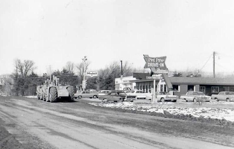 Pied Piper Restaurant - 1967